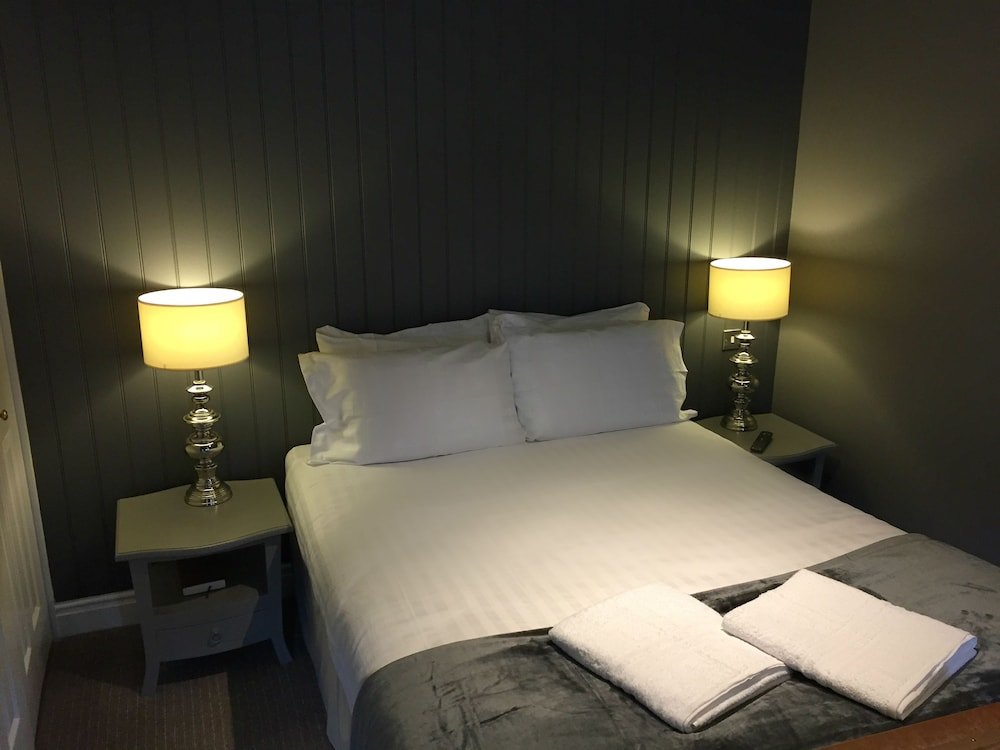 Фото The Knife and Cleaver