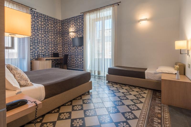 Фото Vittorio Veneto Hotel