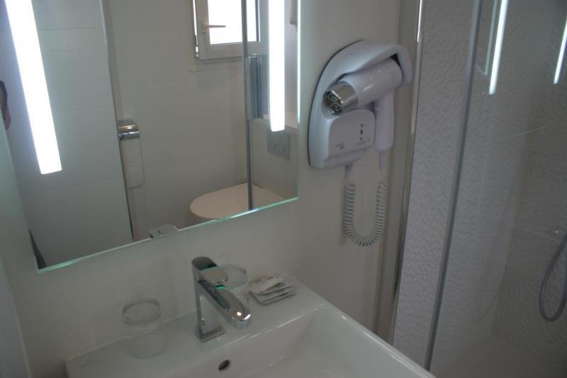 Фото Hotel Little