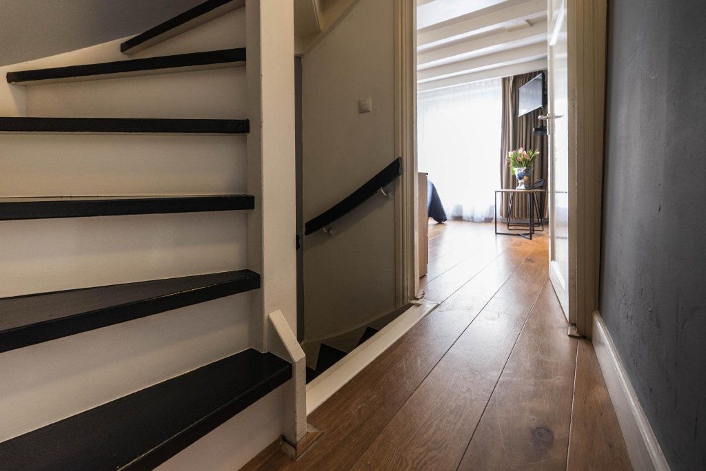 Фото Best Western Dam Square Inn