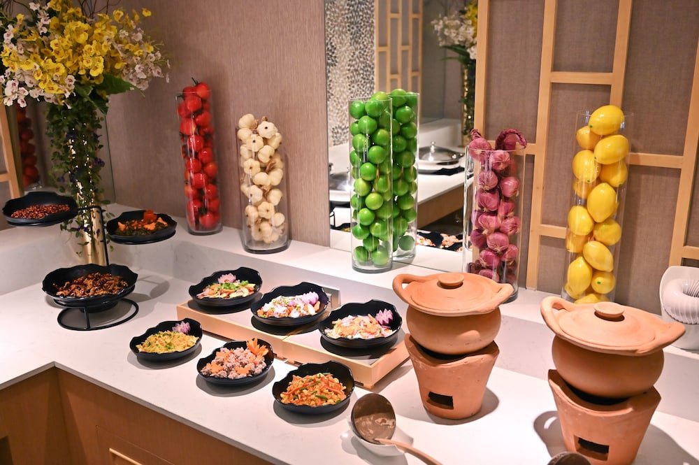 Фото M Pattaya Hotel