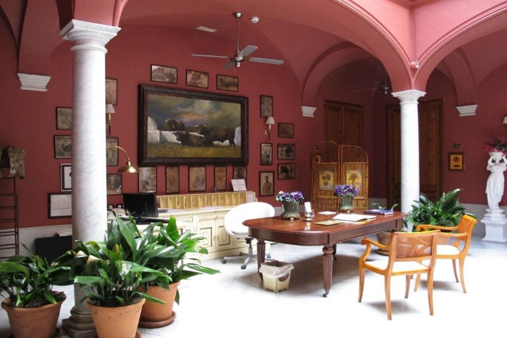 Фото Hotel Casa Palacio Conde de la Corte