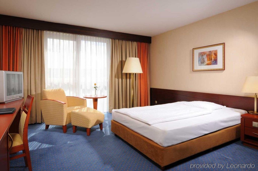 Фото Maritim Hotel Würzburg