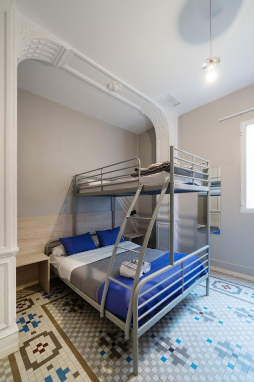 Фото Purple Nest Hostel Valencia