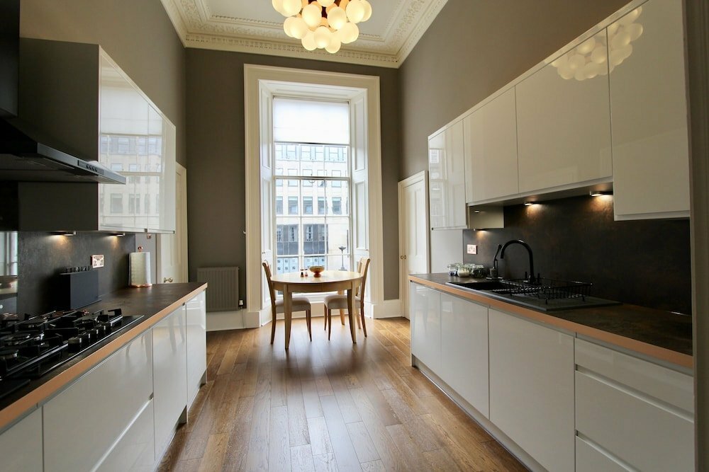 Hotel Escape To Edinburgh @ Albyn Place, Edinburgh, photo