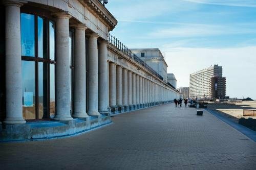 Внешний вид отеля Prado Next Door в Остенде, фото 1