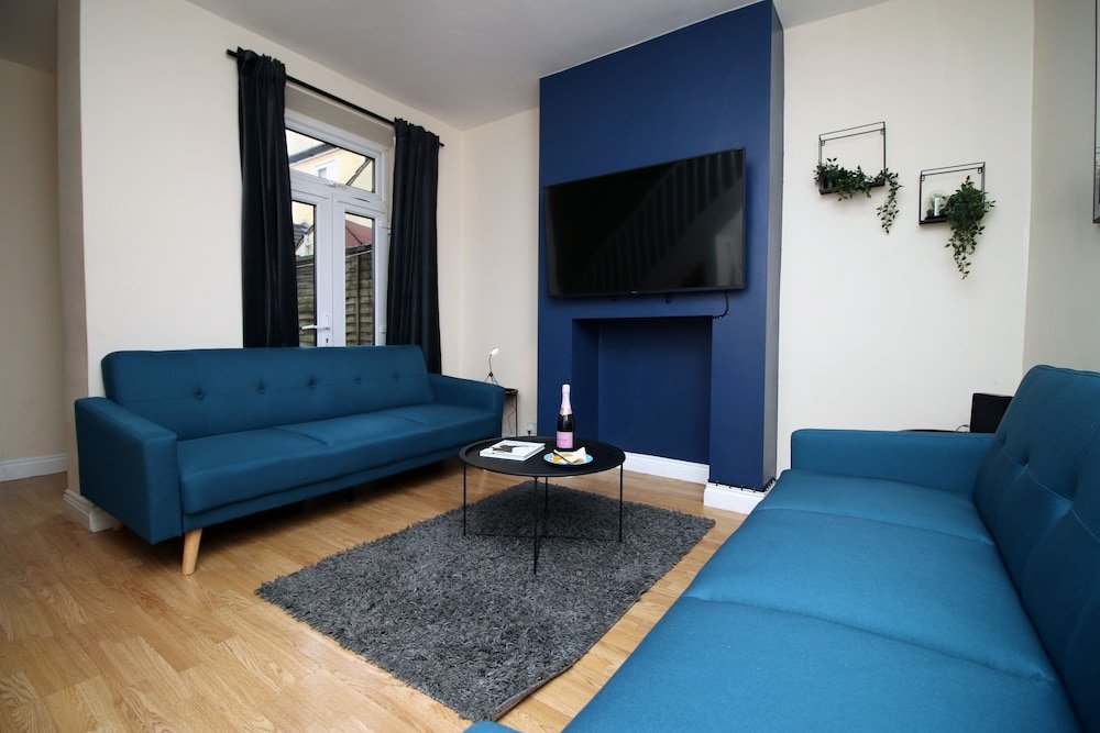 Фото Karah Suites - Church Road II