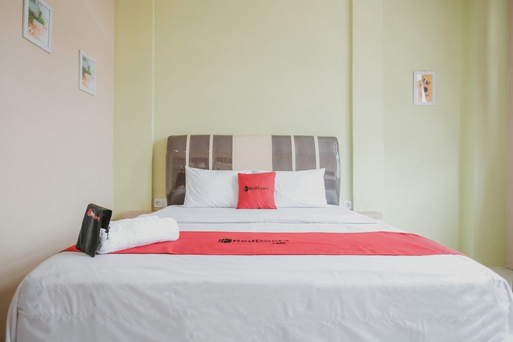 Фото Urbanview Hotel Ta Ke Jelutung Jambi