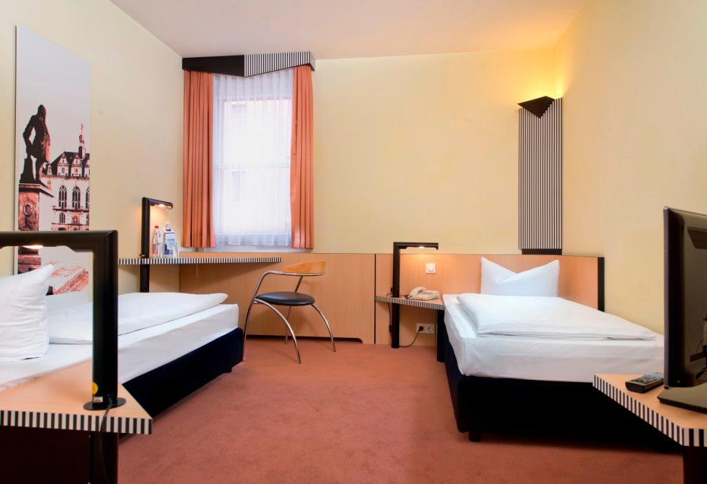 Фото Tryp by Wyndham Halle