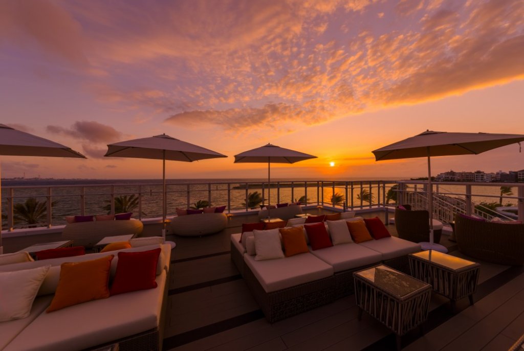 Фото DoubleTree by Hilton Okinawa Chatan Resort