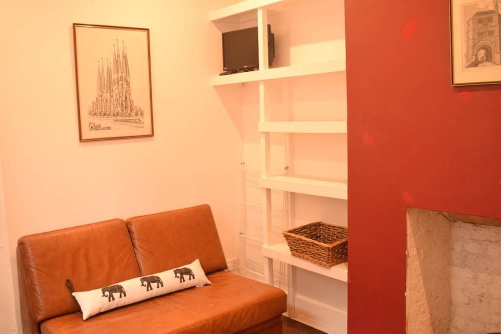 Фото Modern 2 Bedroom Flat in Central London