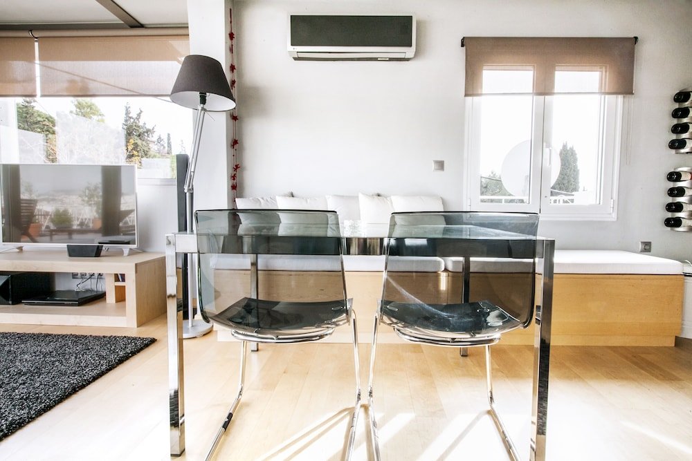 Фото Amazing Loft In Athens City Center