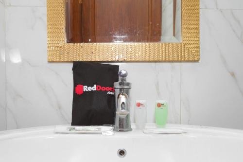 Фото RedDoorz near Gasibu Bandung