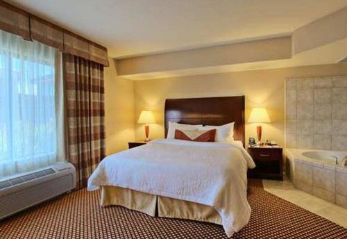 Фото Hilton Garden Inn Palmdale