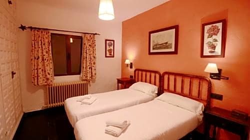 Фото Casona De Navalmedio