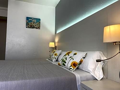 Фото Hostal Pitiusa