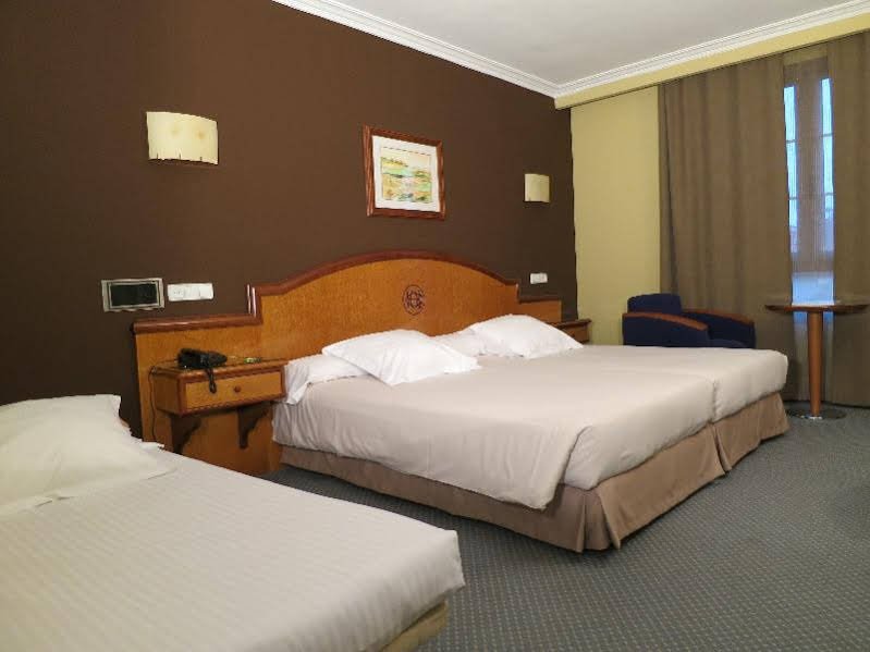 Фото Hotel Sercotel Ciudad de Oviedo