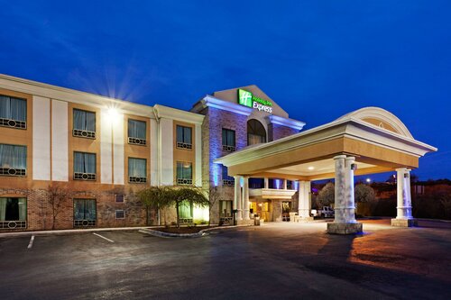 Гостиница Holiday Inn Express Hotel & Suites Corbin
