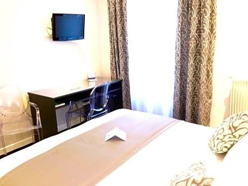 Фото Logis Midland