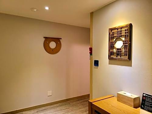 Фото Hotel Bricks Haeundae