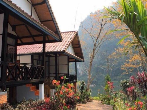 Гостиница Phaxang Resort Nong Khiaw