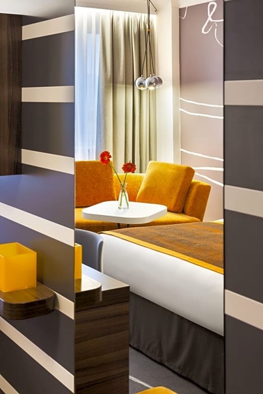 Фото Holiday Inn Amsterdam