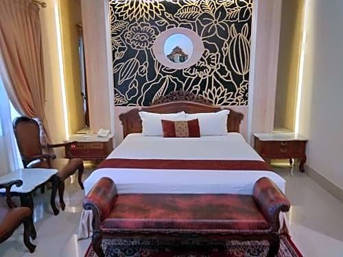 Фото Hotel Indah Palace Yogyakarta