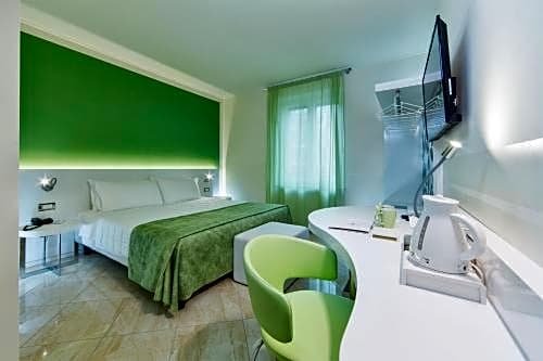 Фото Dipendenza Hotel Londra