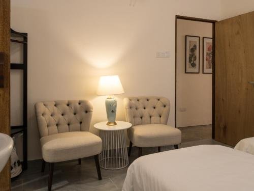 Фото Carnarvon House