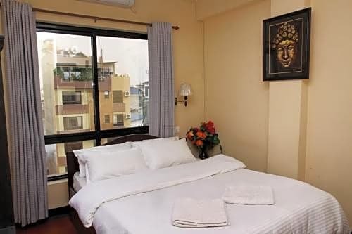 Фото Hotel Buddha Land