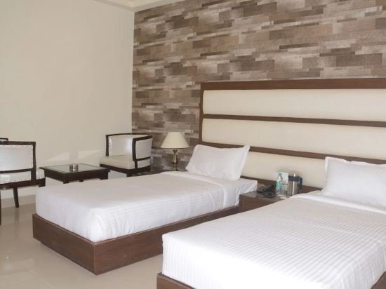 Фото Hotel Silver Dollar