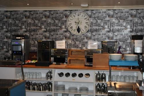 Фото Ascot Hotel