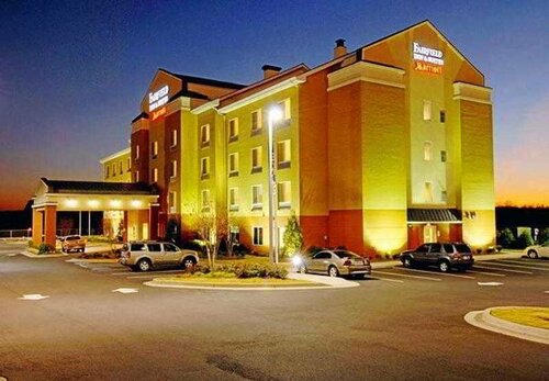 Гостиница Fairfield Inn and Suites by Marriott Atlanta McDonough
