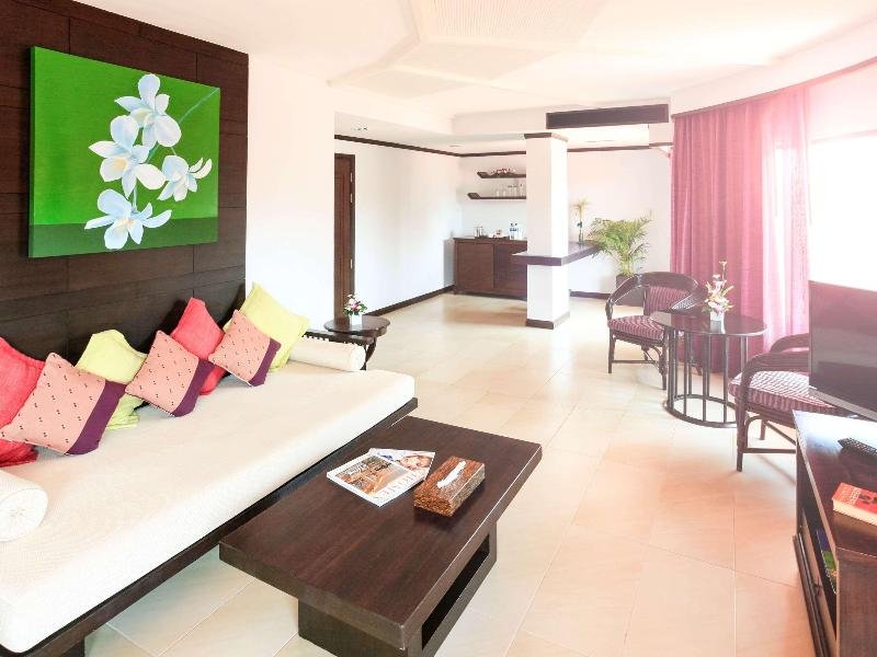 Фото Novotel Rayong Rim Pae Resort