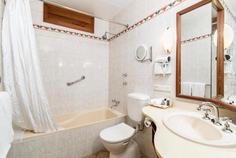 Фото Adelaide Inn