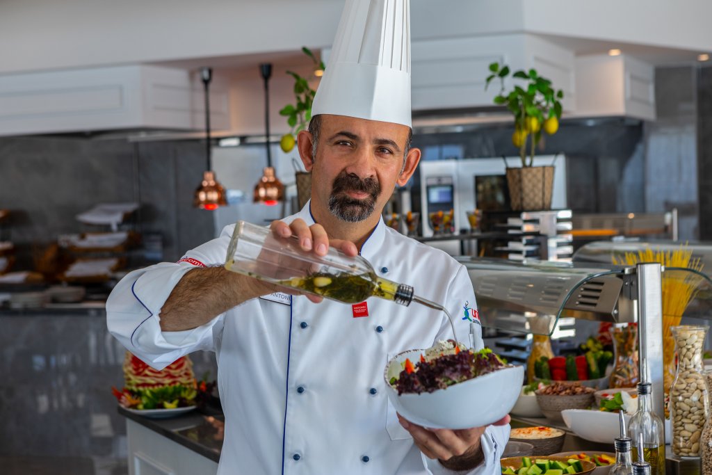 Фото Leonardo Crystal CoveHotel & Spa by the Sea