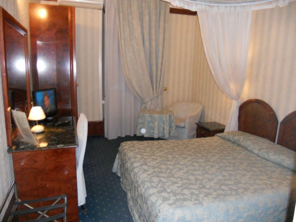 Фото Hotel Mirò