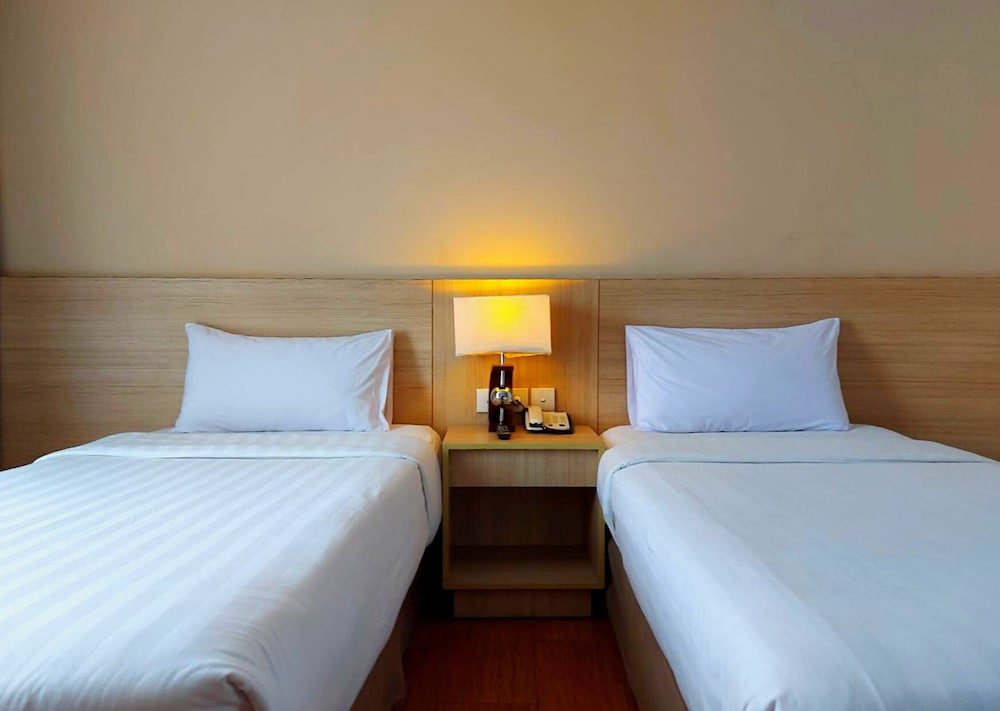 Фото Days Hotel & Suites by Wyndham Jakarta Airport