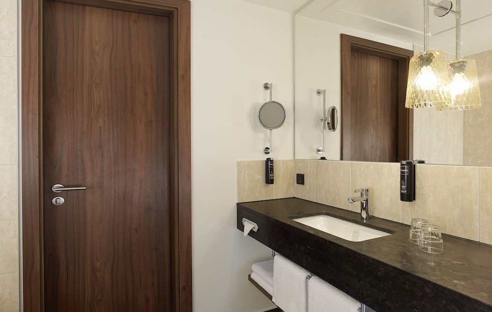 Фото Hampton by Hilton Hamburg City Centre