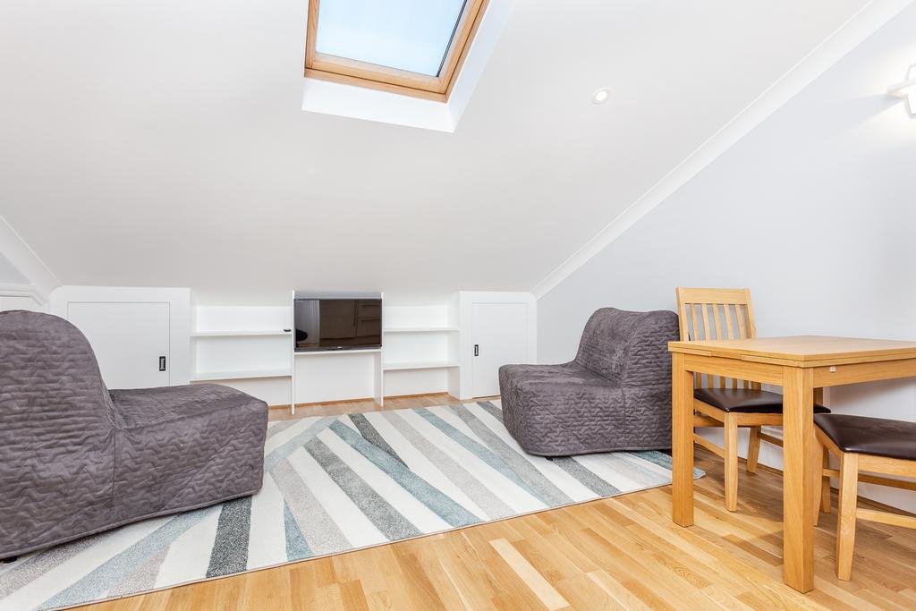 Фото Cleveland Apartments by Square