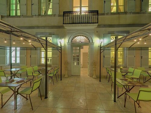 Гостиница Les Palmiers Chambres D'hôtes в Сете