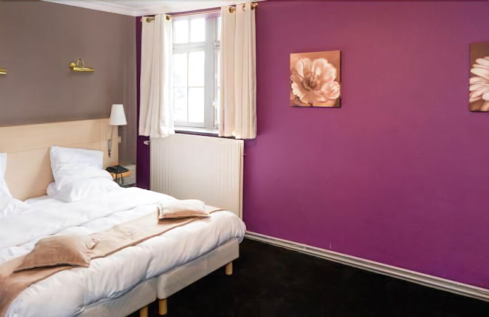 Фото Story'Inn Hotel