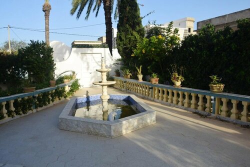 Гостиница Villa With 5 Bedrooms in Monastir, With Private Pool, Enclosed Garden and Wifi Near the Beach в Монастире