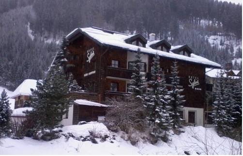 Фото Hotel Sylvia by Skinetworks