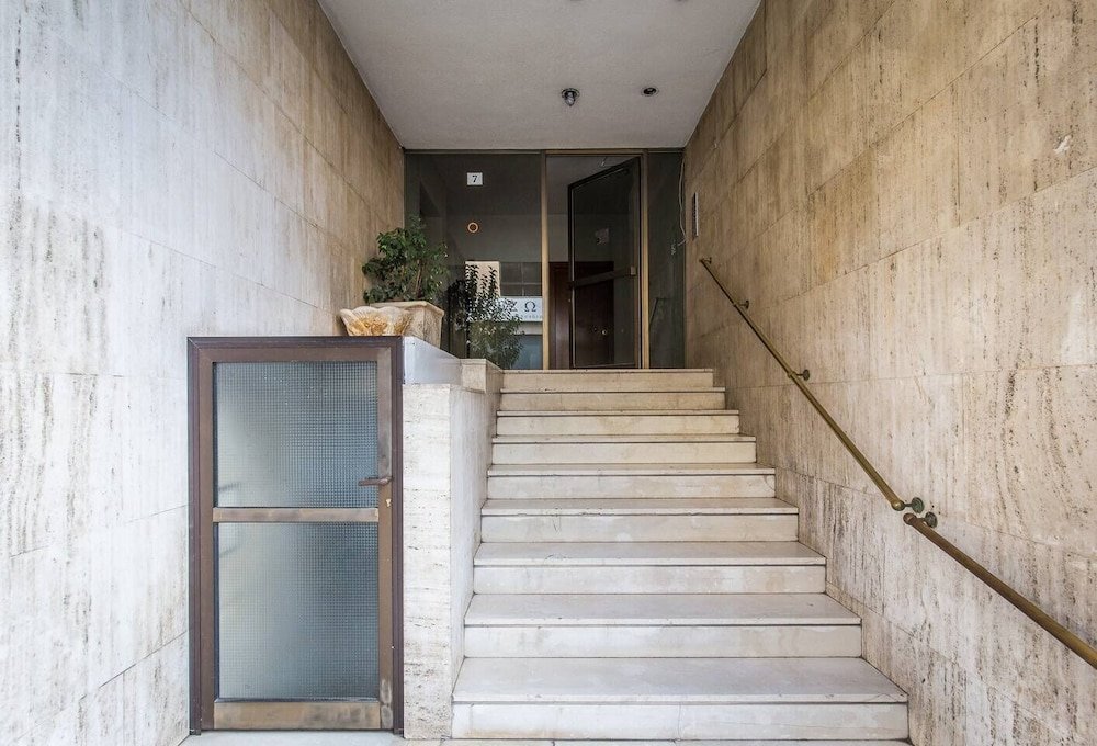Фото Three Bedrooms Apartment in City Center