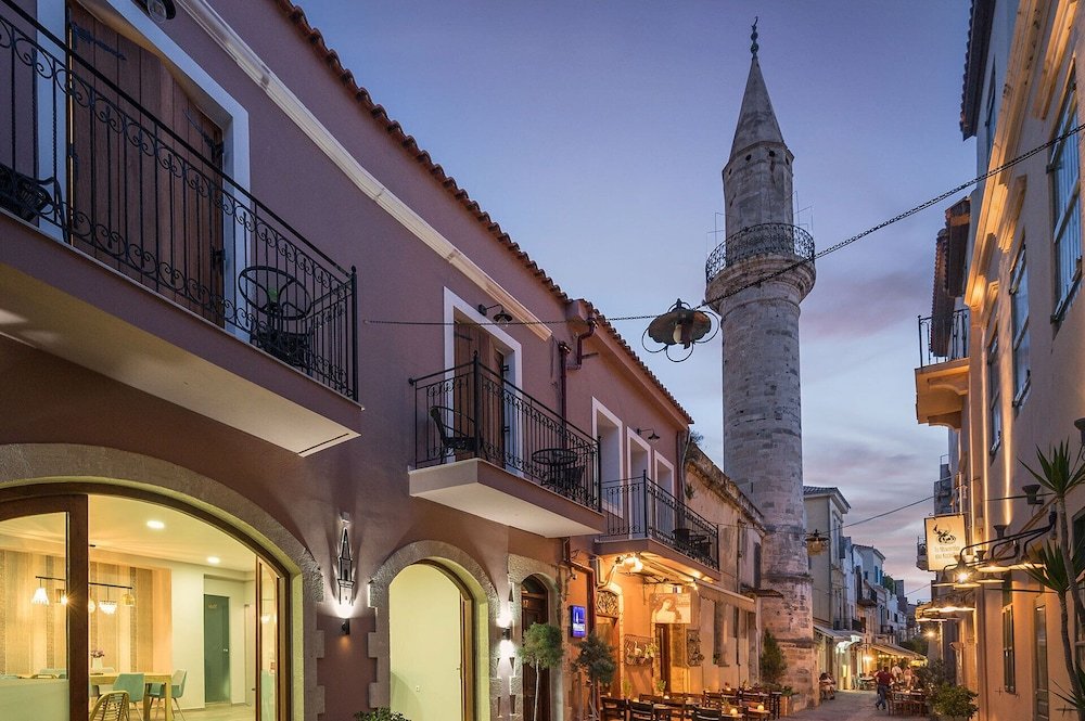 Фото отеля 1