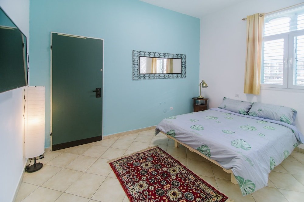 Фото La Mer Apartment Ancient Jaffa Market