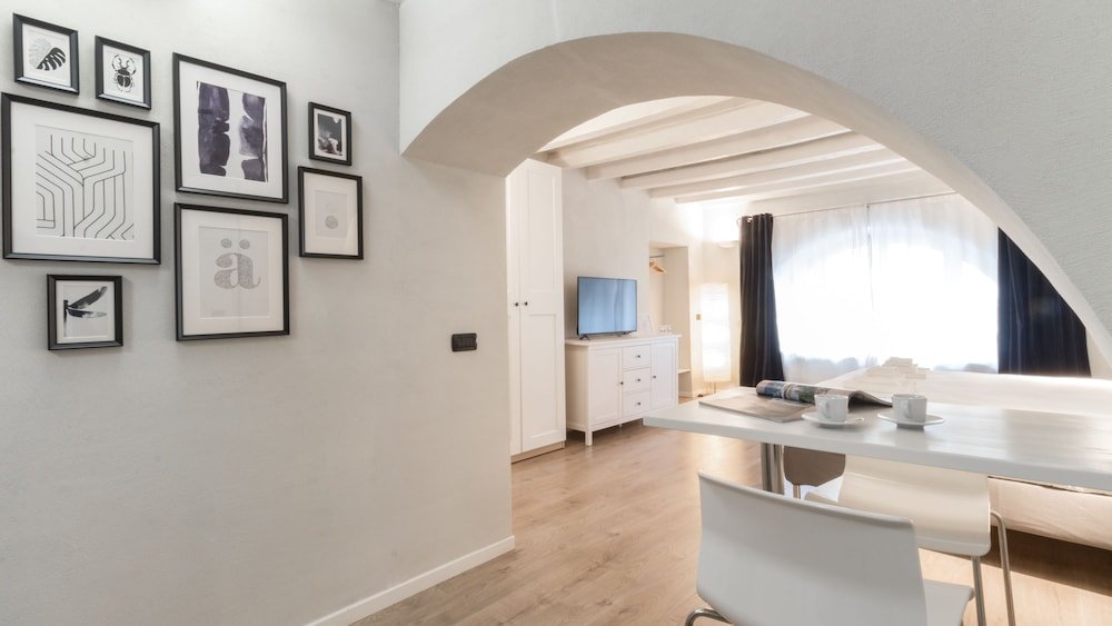 Фото Italianway - Rosales 1 A