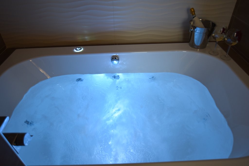 Фото Luxury Apartment with SPA