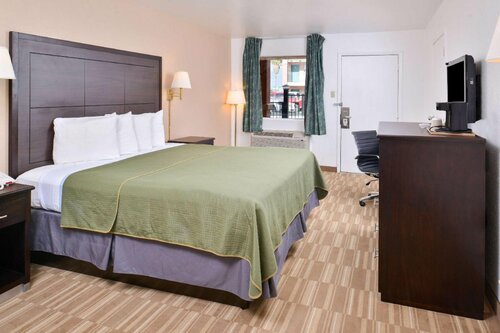 Гостиница Americas Best Value Inn Clute Lake Jackson